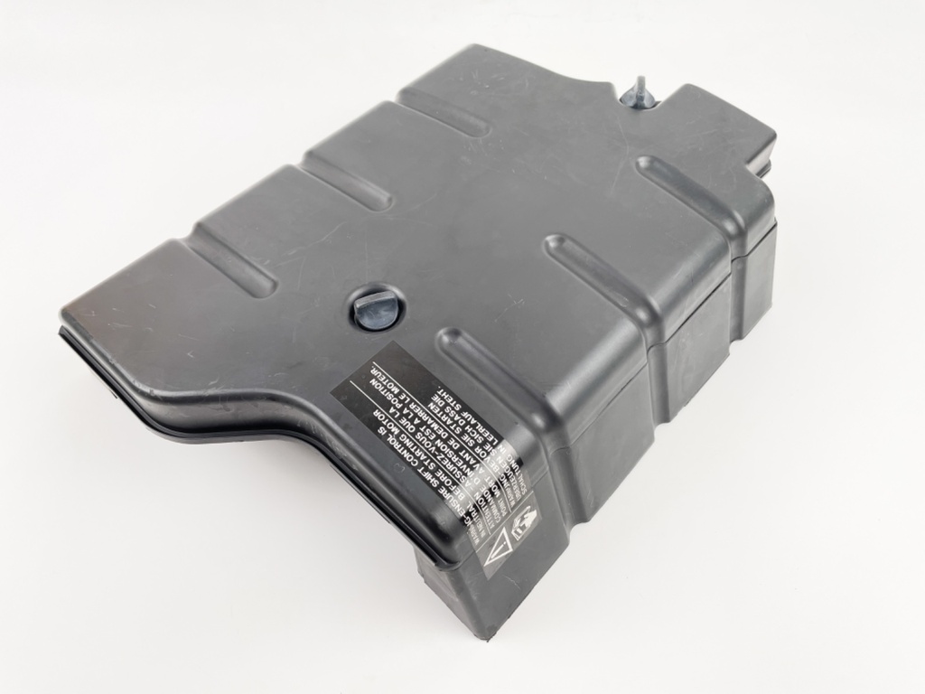 2003 Evinrude 225 HP 2 Stroke Outboard Intake Air Silencer Assembly 0439767 OEM