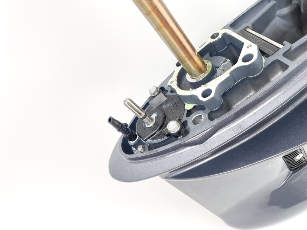 2010+ Yamaha 70HP 4 Stroke Outboard F70LA 20" Lower Unit Gear Case - New