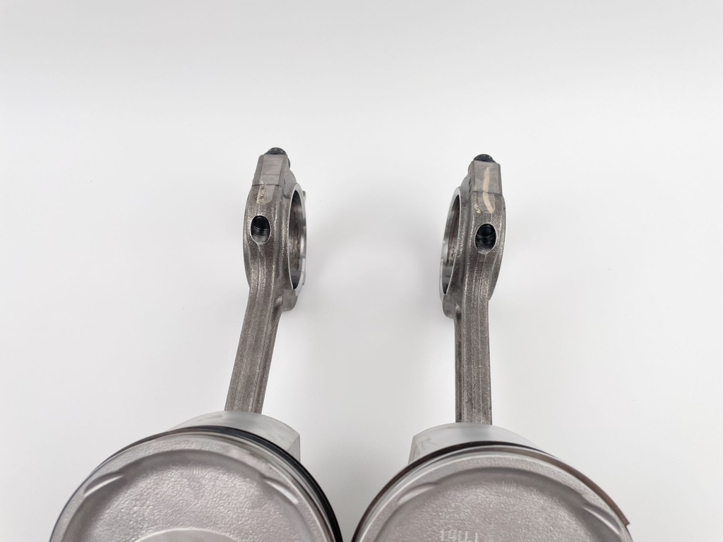 2012 Yamaha 150 HP 4 Stroke Outboard Piston W/ Connecting Rod 63P-11631-10-93 OEM