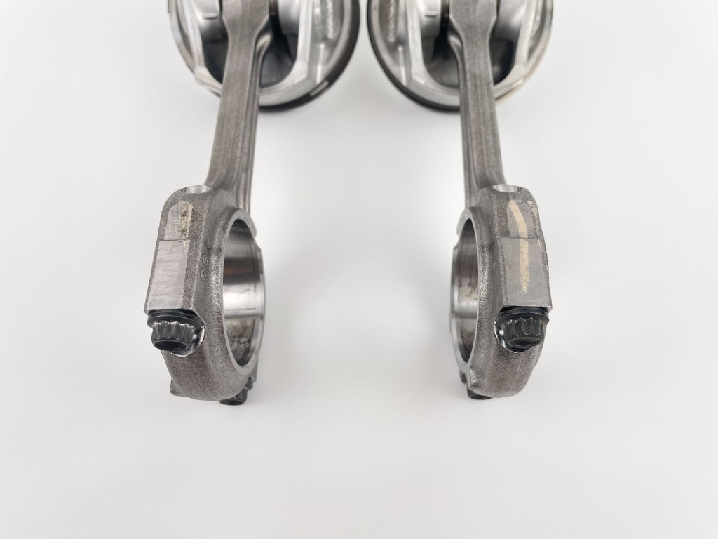 2012 Yamaha 150 HP 4 Stroke Outboard Piston W/ Connecting Rod 63P-11631-10-93 OEM