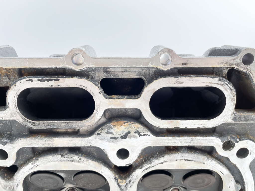 2012 Yamaha 150 HP 4 Stroke Outboard Cylinder Head Complete - Low Hours