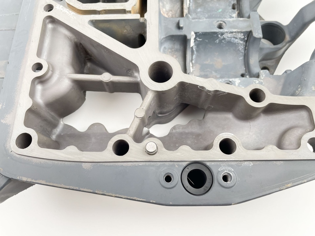 04-11 Yamaha 150HP 4 Stroke Outboard Exhaust Guide 63P-41137-02-CA