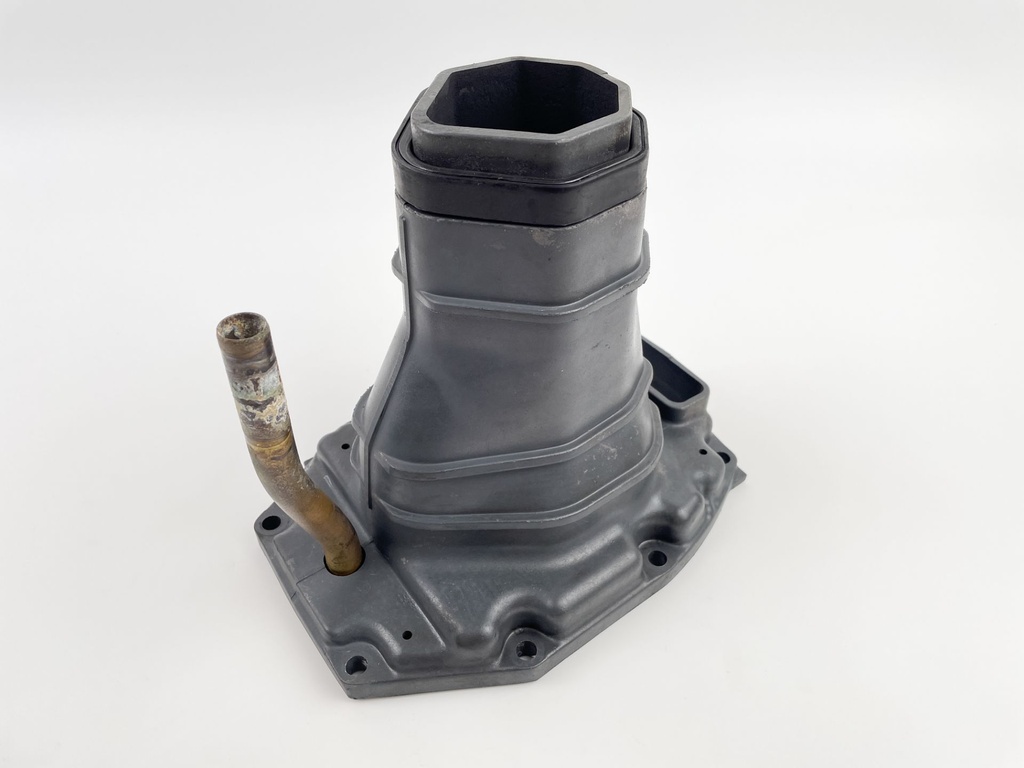 2012 Yamaha 150 HP 4 Stroke Outboard Exhaust Muffler 63P-14711-01-9S OEM