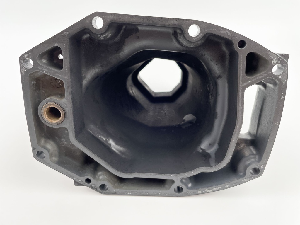 2012 Yamaha 150 HP 4 Stroke Outboard Exhaust Muffler 63P-14711-01-9S OEM