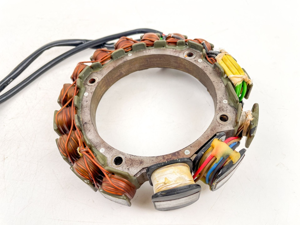 1996 Yamaha 115 HP 2 Stroke Outboard Stator Assembly 6N7-85510-00-00 OEM