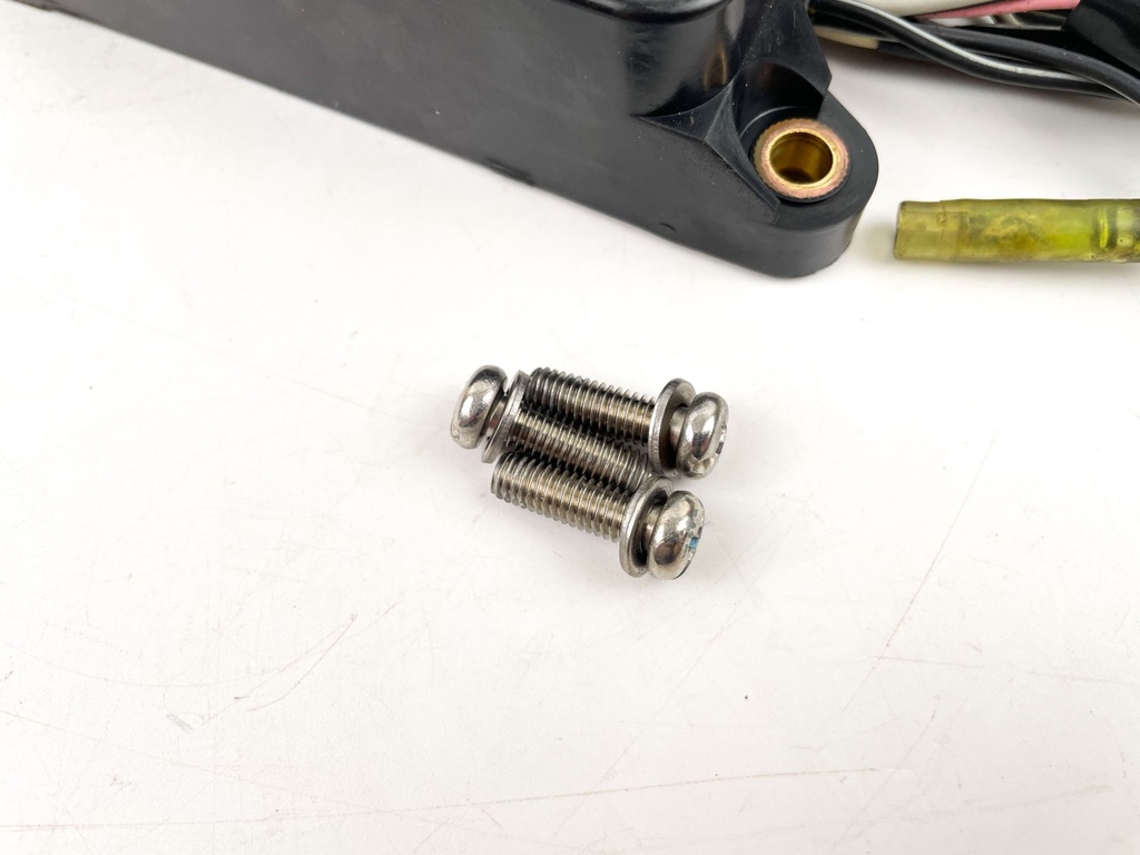 1996 Yamaha 115 HP 2 Stroke Outboard C.D.I CDI Assembly 6N7-85540-00-00 OEM