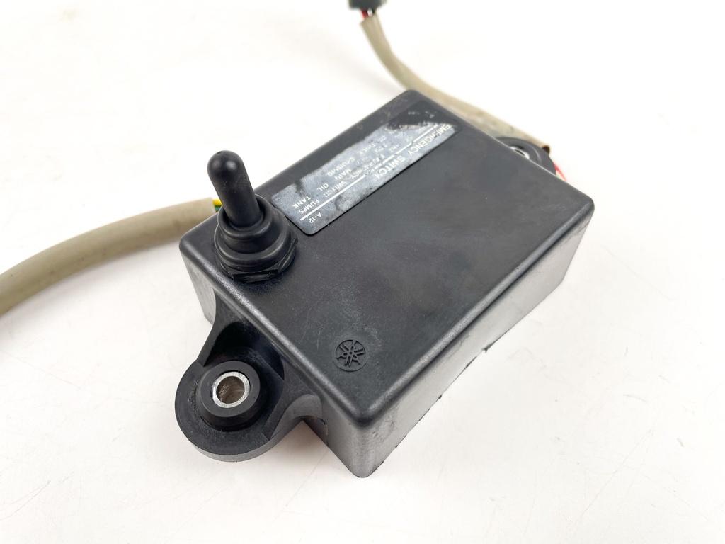 1996 Yamaha 115 HP 2 Stroke Outboard Control Unit Assembly 6E5-85740-02-00 OEM
