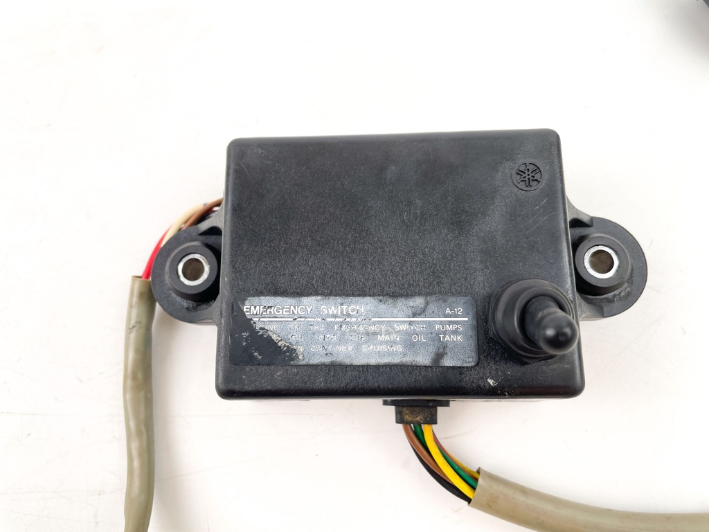 1996 Yamaha 115 HP 2 Stroke Outboard Control Unit Assembly 6E5-85740-02-00 OEM