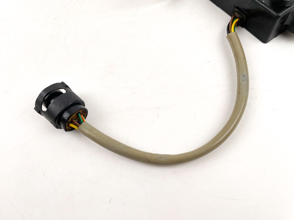 1996 Yamaha 115 HP 2 Stroke Outboard Control Unit Assembly 6E5-85740-02-00 OEM