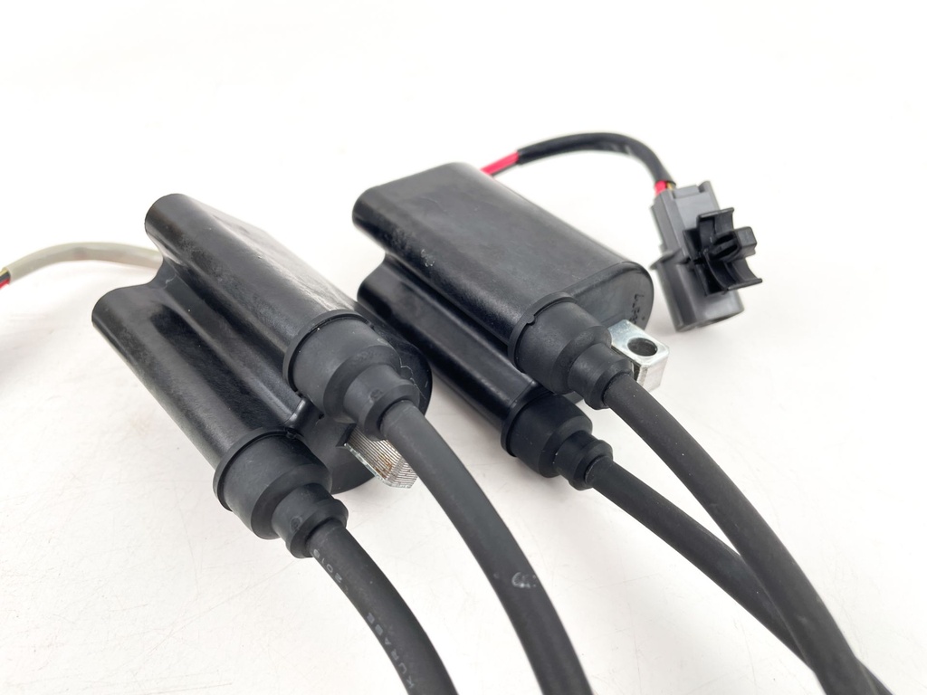 2018 Yamaha 90 HP 4 Stroke Outboard Ignition Coil Set 6FP-82310-00-00 OEM