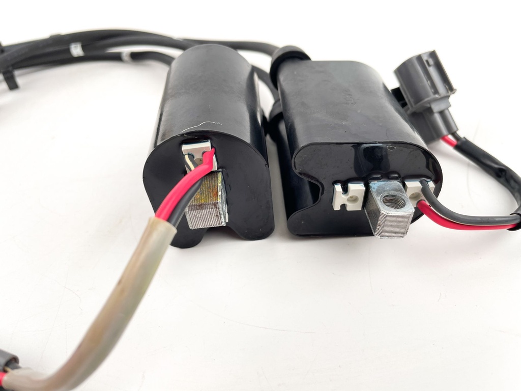 2018 Yamaha 90 HP 4 Stroke Outboard Ignition Coil Set 6FP-82310-00-00 OEM