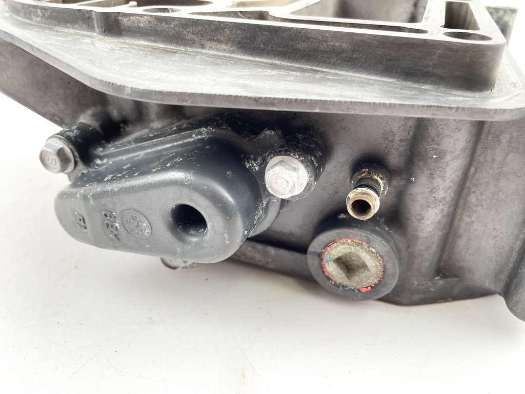 2018 Yamaha 90 HP 4 Stroke Outboard Exhaust Guide 6EK-41137-01-00 OEM