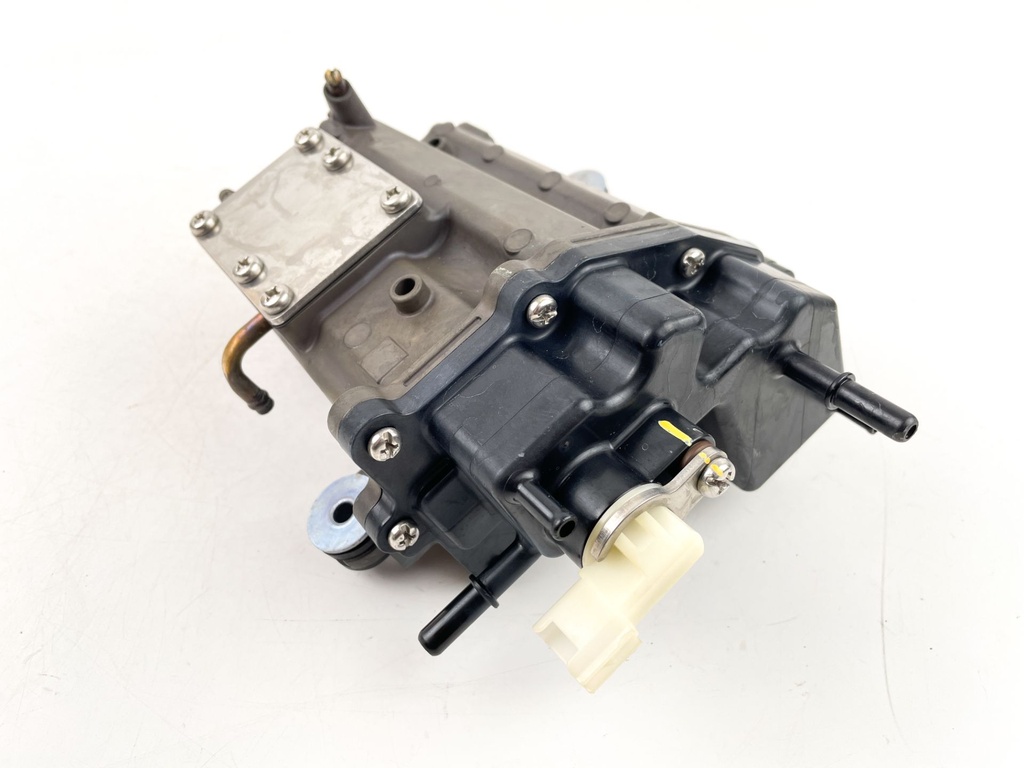 2018 Yamaha 90 HP 4 Stroke Outboard VST Float Chamber Assembly 6FP-14180-01-00 OEM