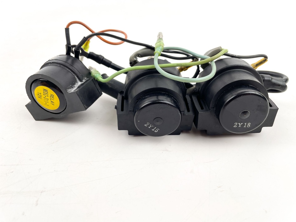 2003 Yamaha 90 HP 4 Stroke Outboard Trim Tilt Relay 6E5-8195B-01-00 OEM