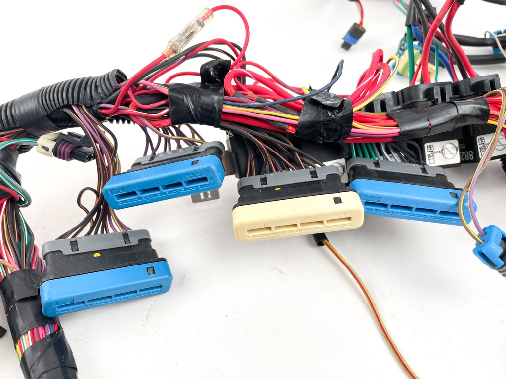 2006 Mercury 275 HP 4 Stroke Verado Outboard Engine Wire Harness 8M0082643 OEM