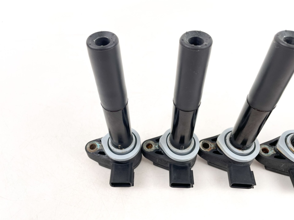 2006 Mercury 275 HP 4 Stroke Outboard Verado Ignition Coil Set 880615T01 OEM