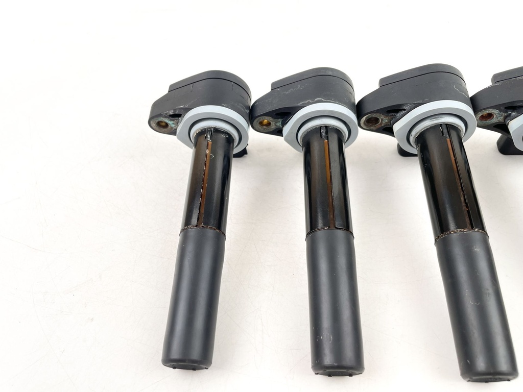 2006 Mercury 275 HP 4 Stroke Outboard Verado Ignition Coil Set 880615T01 OEM