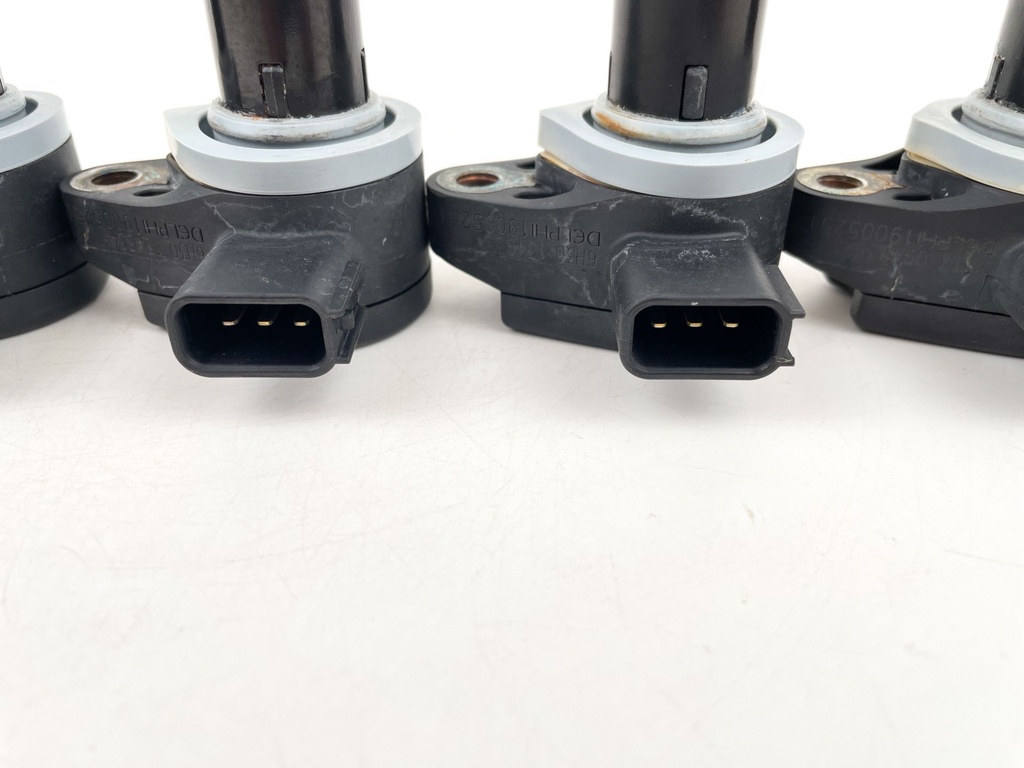 2006 Mercury 275 HP 4 Stroke Outboard Verado Ignition Coil Set 880615T01 OEM