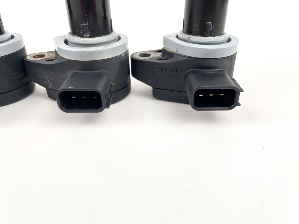 2006 Mercury 275 HP 4 Stroke Outboard Verado Ignition Coil Set 880615T01 OEM