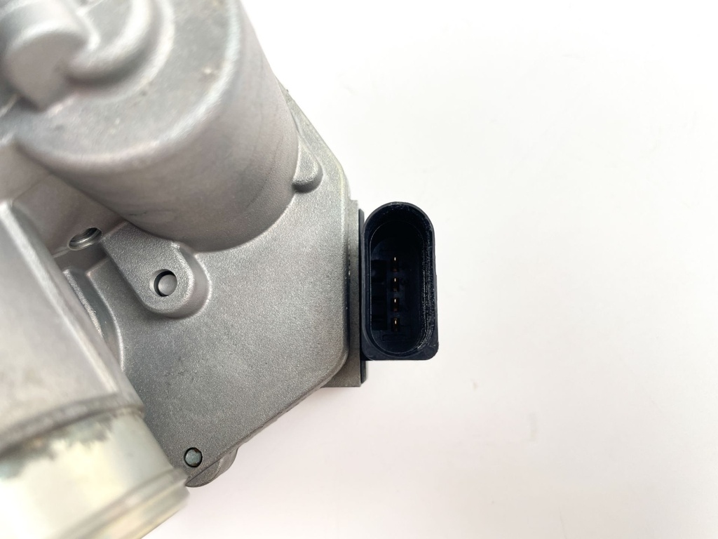 2006 Mercury 275 HP 4 Stroke Verado Outboard Electronic Boost Valve 884408A08 OEM