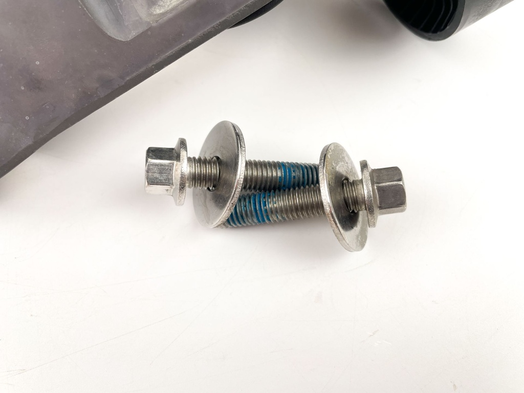 2006 Mercury 275 HP 4 Stroke Outboard Belt Tensioner 885349T05 OEM