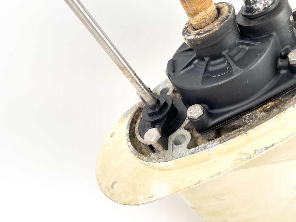 1993+ Evinrude Johnson 40 48 50 HP Outboard 20" Lower Unit Gear Case 0435280