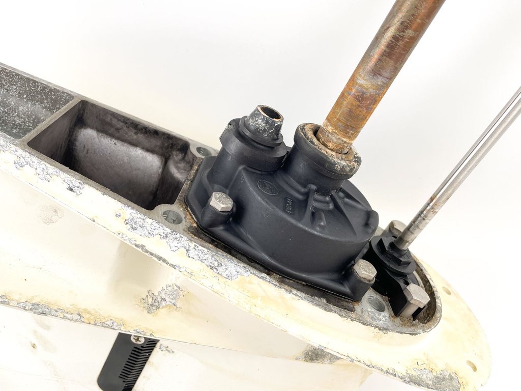 1993+ Evinrude Johnson 40 48 50 HP Outboard 20" Lower Unit Gear Case 0435280