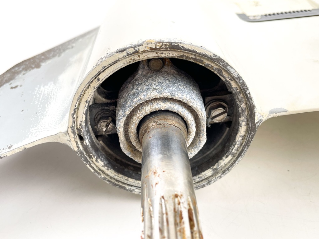 1993+ Evinrude Johnson 40 48 50 HP Outboard 20" Lower Unit Gear Case 0435280