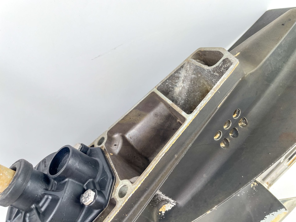 1993 + Evinrude Johnson 40 48 50 HP Outboard 20" Lower Unit Gear Case Tested