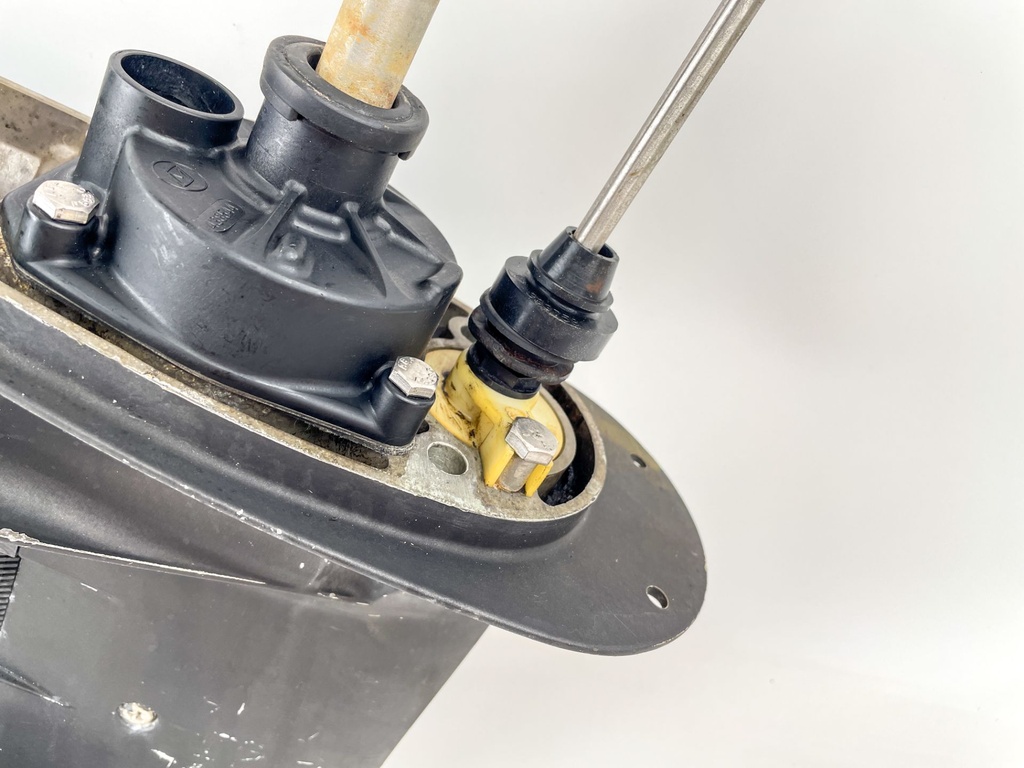 1993 + Evinrude Johnson 40 48 50 HP Outboard 20" Lower Unit Gear Case Tested