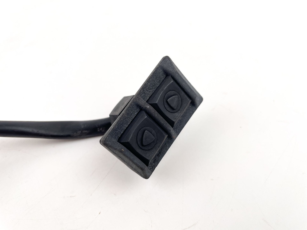 1999 Johnson 50 HP 2 Stroke Outboard Trim Switch 0585146 OEM