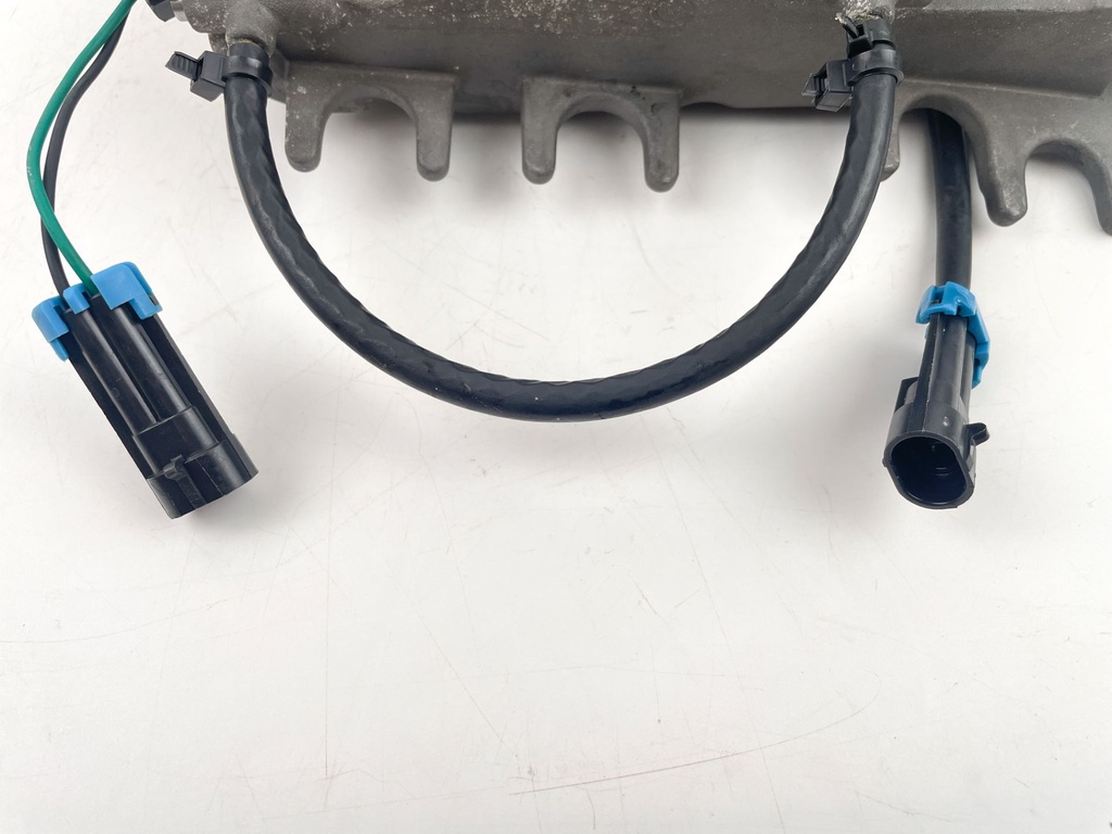 2003 Mercury 200 HP 2 Stroke Outboard Vapor Separator Tank VST 889317T1 OEM