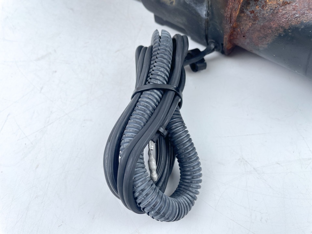 2003 Mercury 200 HP 2 Stroke Outboard Power Trim Tilt Unit 855998A3 OEM