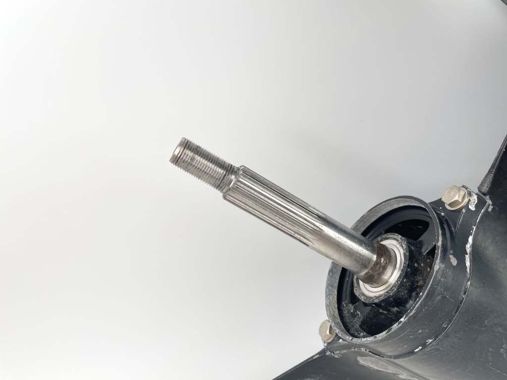 1987-97 Mercury 75 80 90 HP 2 Stroke 20" Lower Unit Gear Case 2.31:1