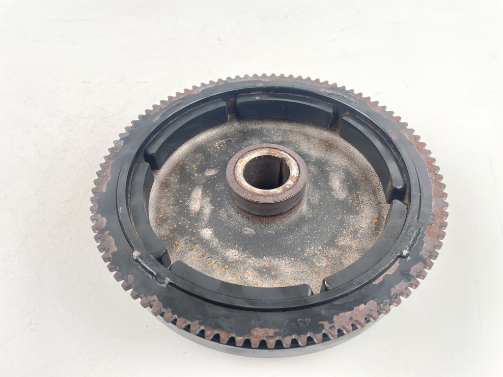 1990 Mercury 75 HP 2 Stroke Outboard Flywheel 9008A16 OEM