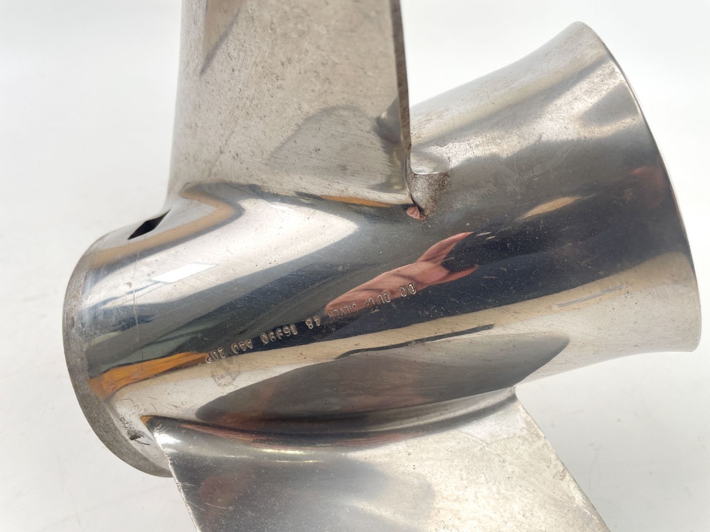 Mercury Quicksilver Laser II 20P Stainless Steel Prop Propeller 48-16990A40