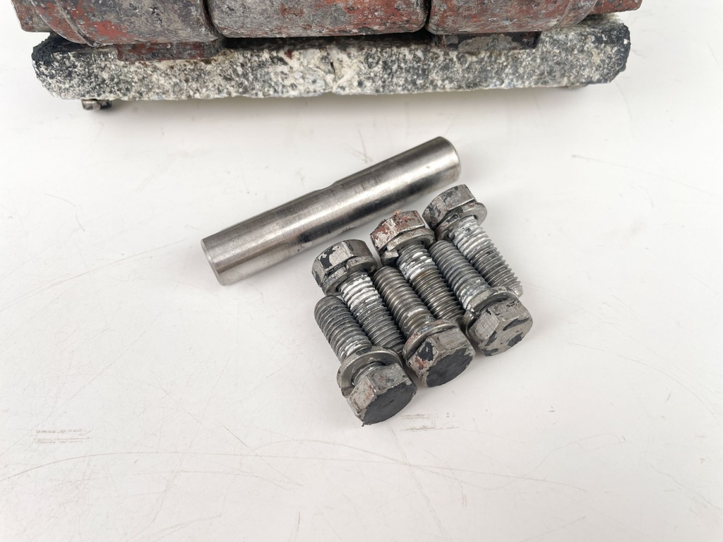 1989 Mercury 150 HP 2 Stroke Outboard Power Trim Tilt Unit 3 Wire - Needs Motor