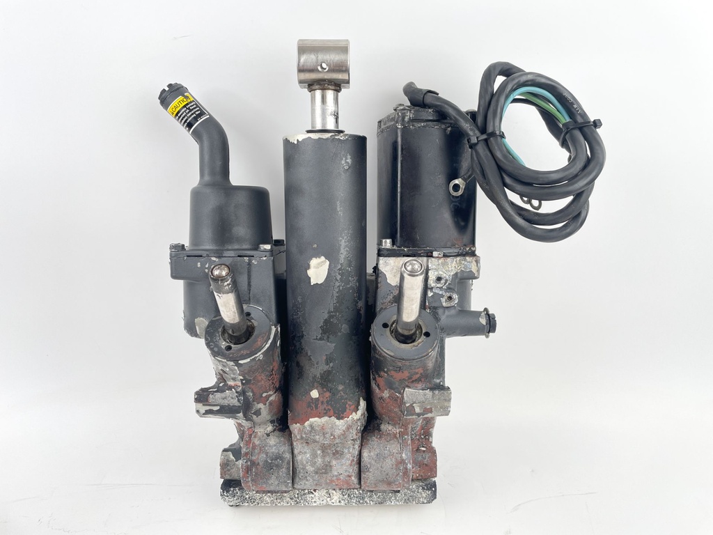 1989 Mercury 150 HP 2 Stroke Outboard Power Trim Tilt Unit 3 Wire - Needs Motor