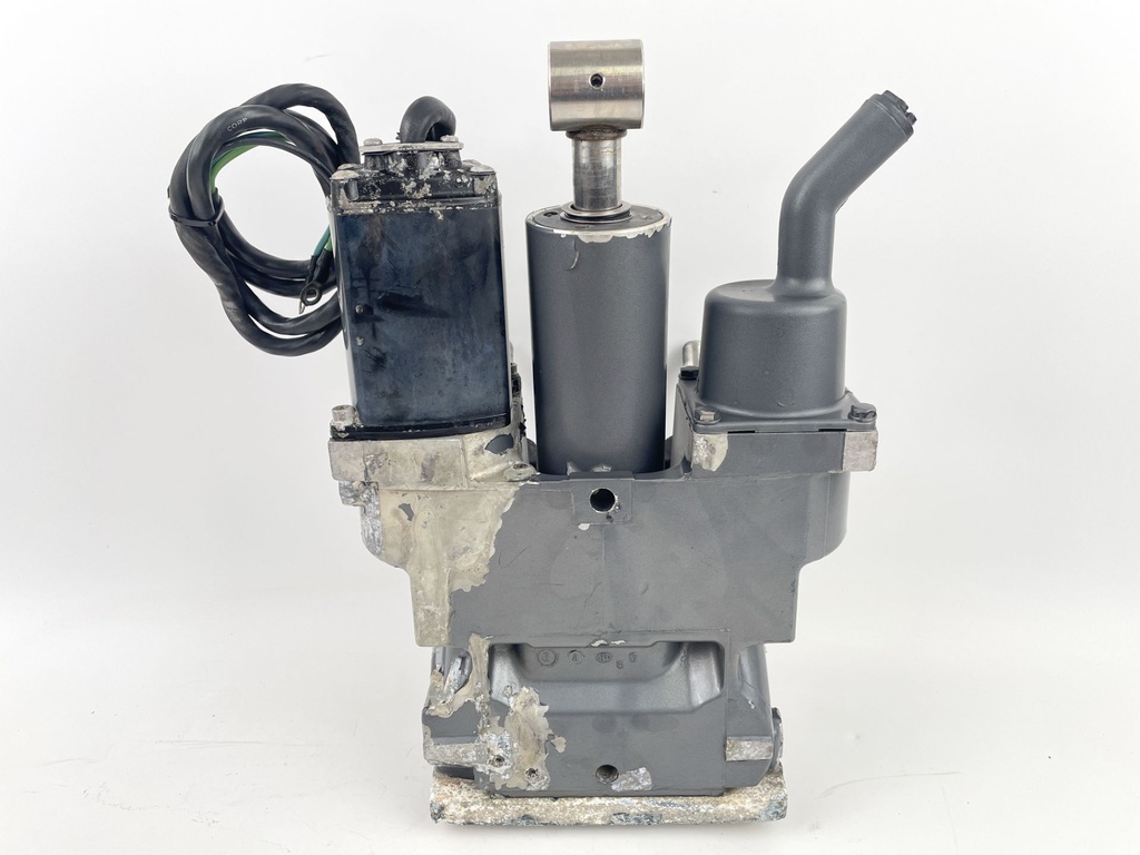 1989 Mercury 150 HP 2 Stroke Outboard Power Trim Tilt Unit 3 Wire - Needs Motor