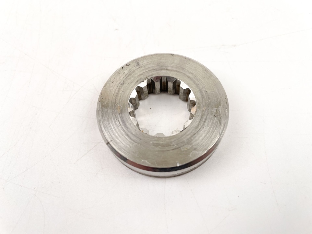 Suzuki 4 Stroke Outboard Prop Hardware 09141-18005 Nut Thrust Washer Spacer