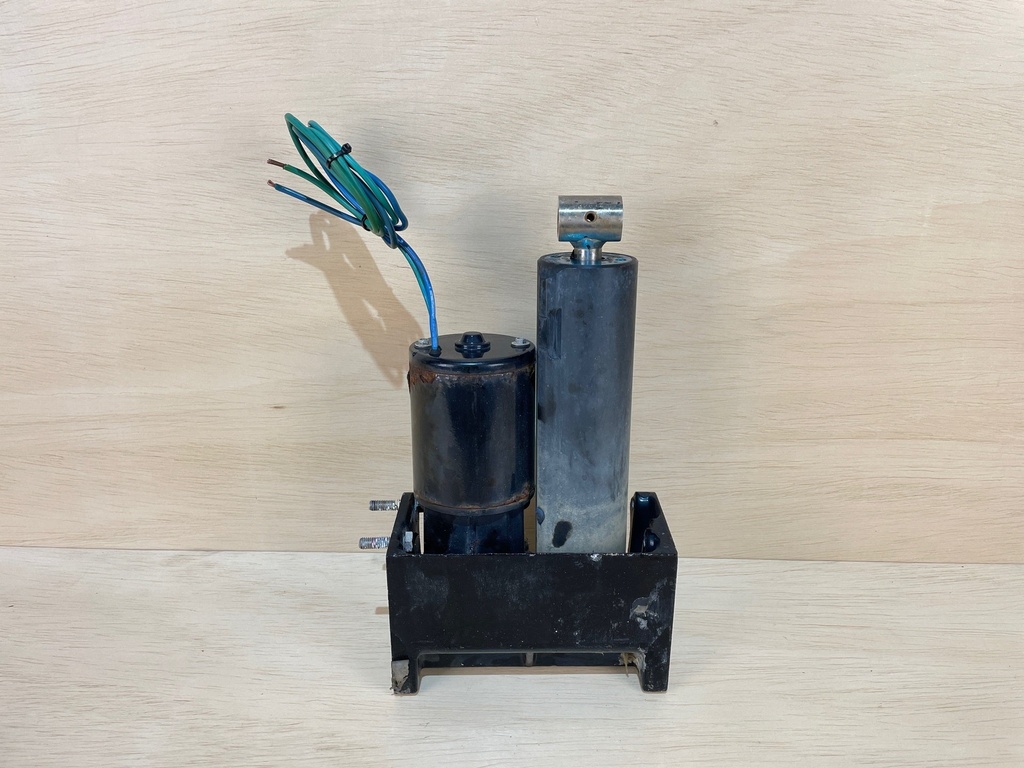 Mercury 40HP Power Trim & Tilt Assembly 2 Wire - 8M0055011