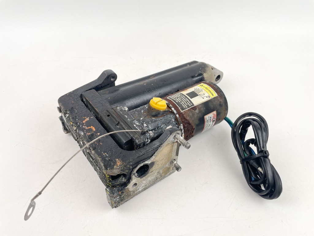 830150T2 Mercury 40 50 60 HP 2 Stroke Outboard Power Trim Tilt Unit Assembly 8M0055011