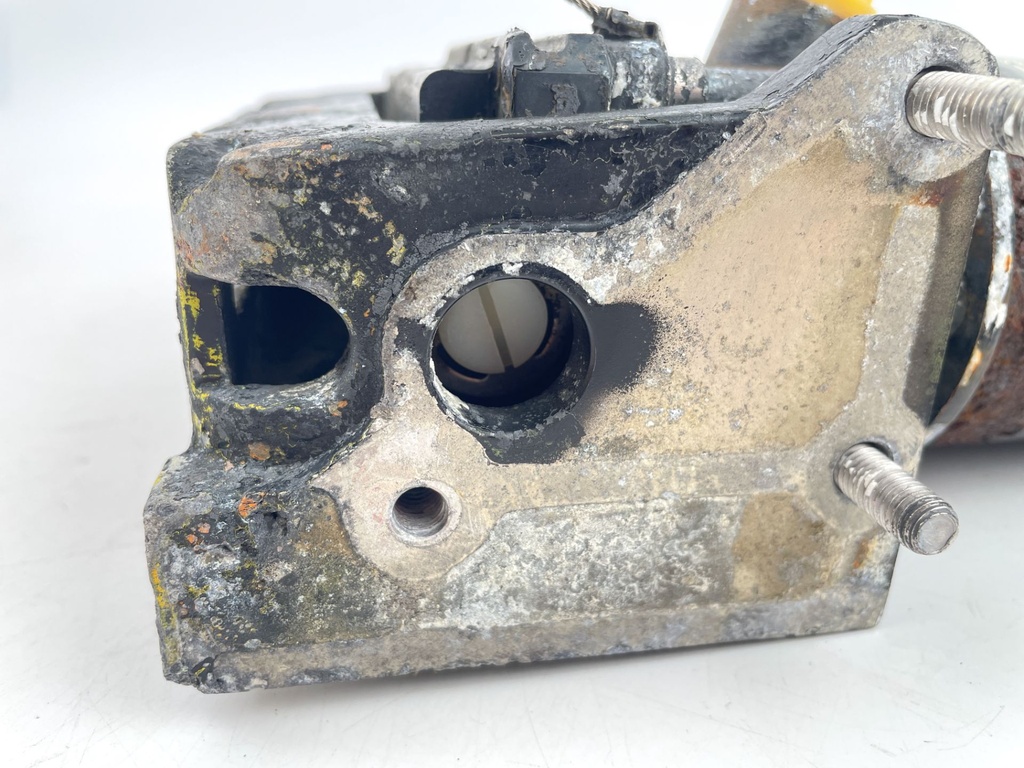 830150T2 Mercury 40 50 60 HP 2 Stroke Outboard Power Trim Tilt Unit Assembly 8M0055011