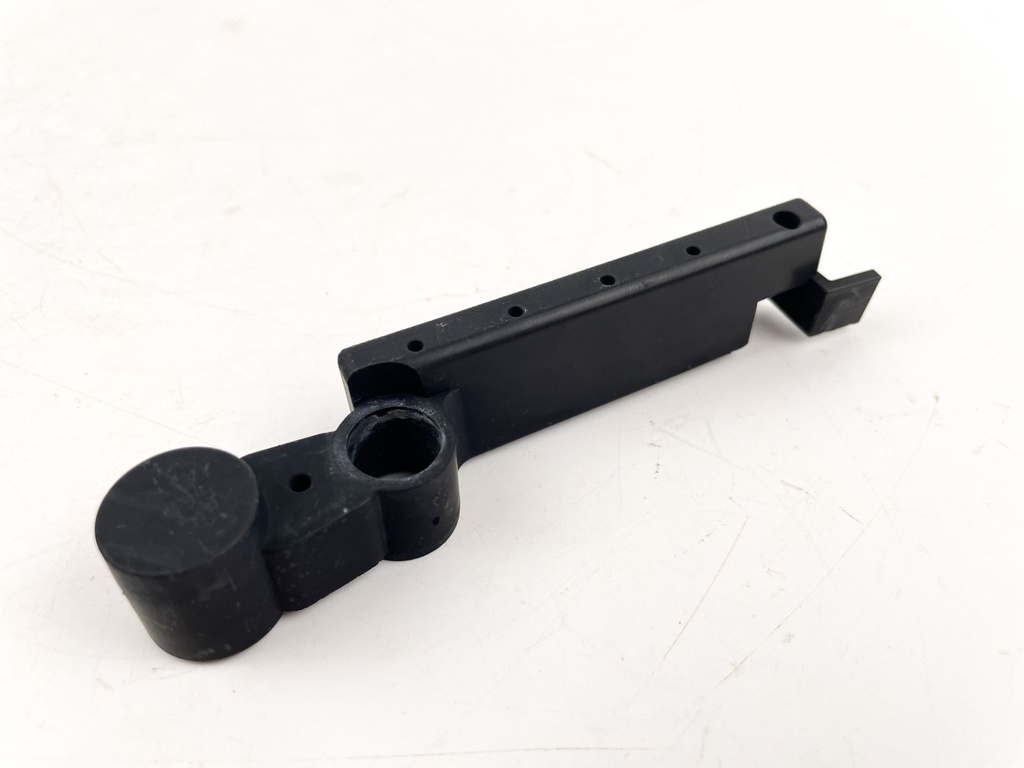 2008 Mercury 40 HP 4 Stroke Outboard Back Latch Handle Assembly 822426T02 OEM