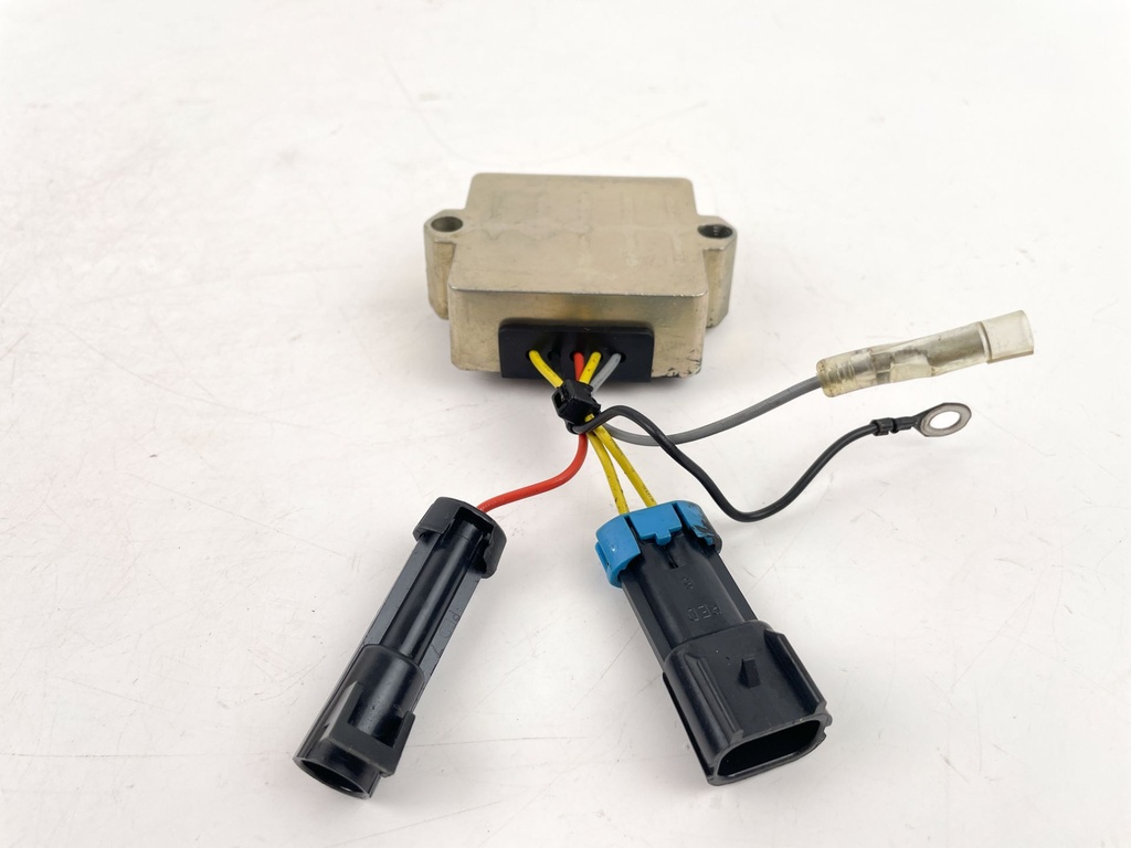 2008 Mercury 40 HP 4 Stroke Outboard Voltage Regulator 893640T01 OEM