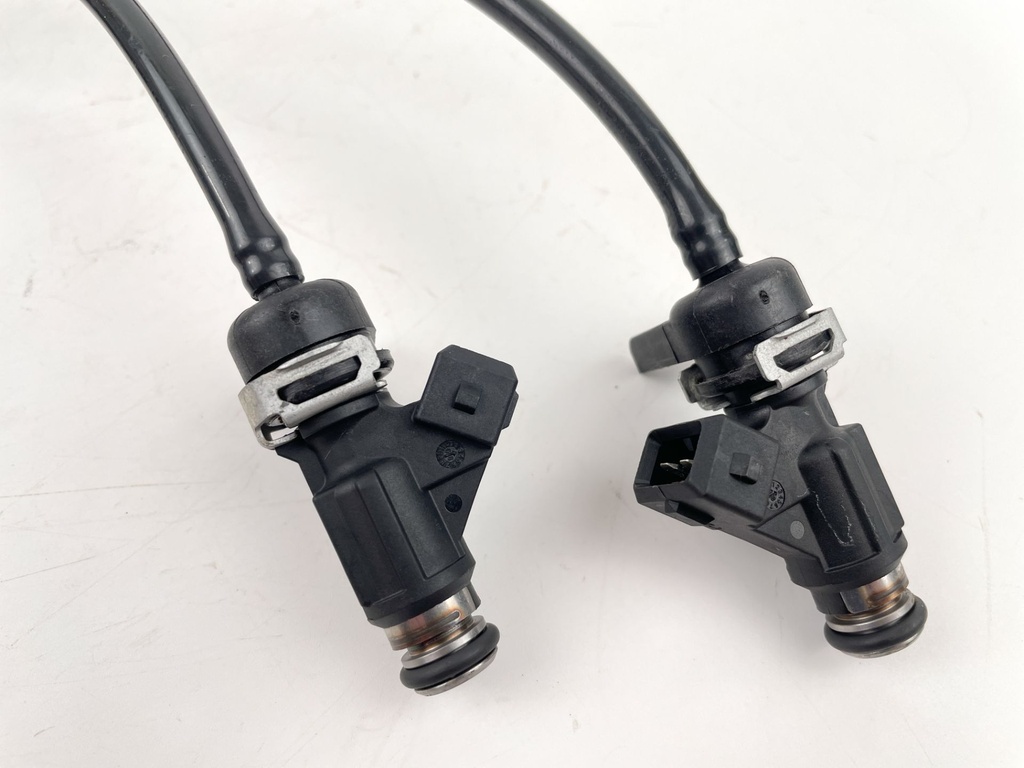 2008 Mercury 40 HP 4 Stroke Outboard Fuel Injectors TFI System  892123002 879887T