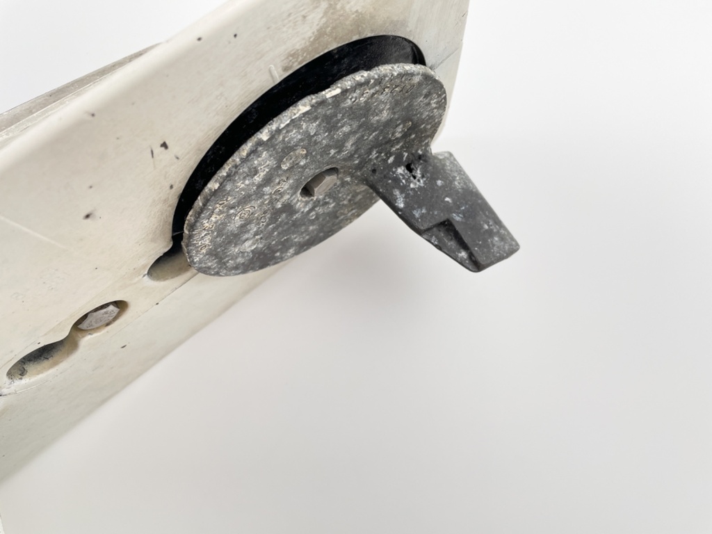 2003 Johnson 225 HP 2 Stroke Outboard 25" XL Lower Unit Gear Case M1