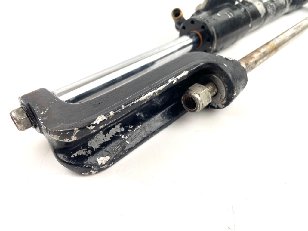 2006 Evinrude 225 HP 2 Stroke Outboard Hydraulic Steering Cylinder HC-5340-42 OEM