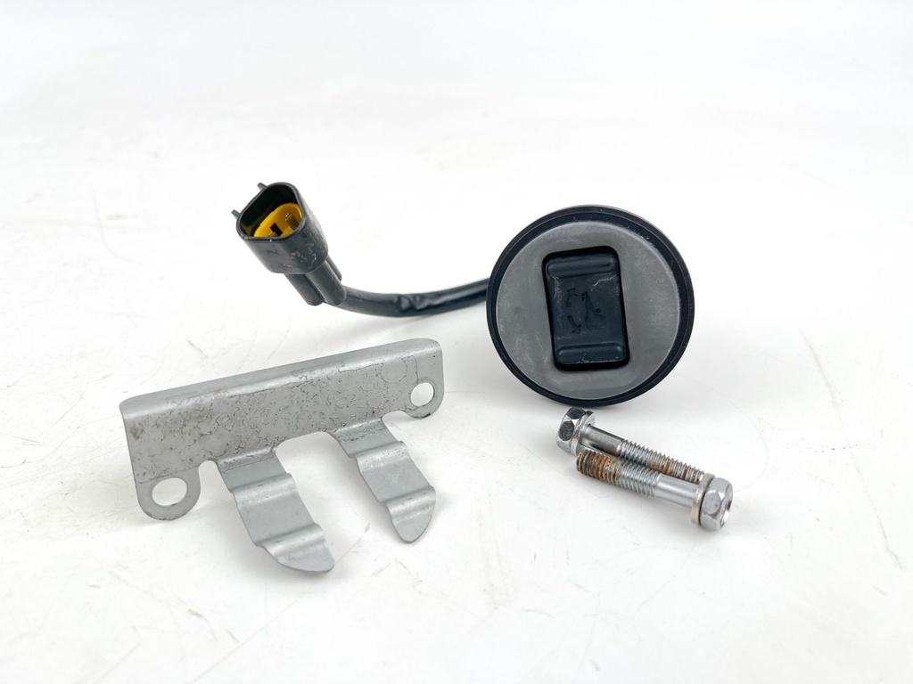 2001 Yamaha 225 HP 2 Stroke Outboard Trim Switch 61A-82563-00-00 OEM