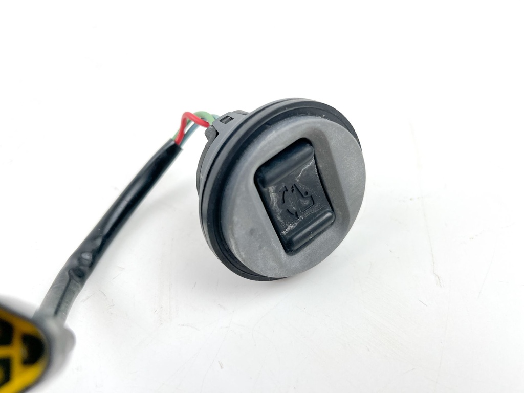 2001 Yamaha 225 HP 2 Stroke Outboard Trim Switch 61A-82563-00-00 OEM